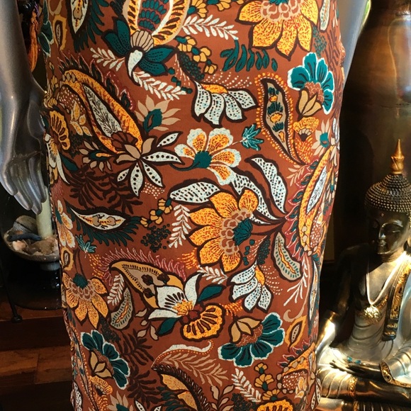 Striking Love J Sleeveless Dress. NWOT - Picture 9 of 16